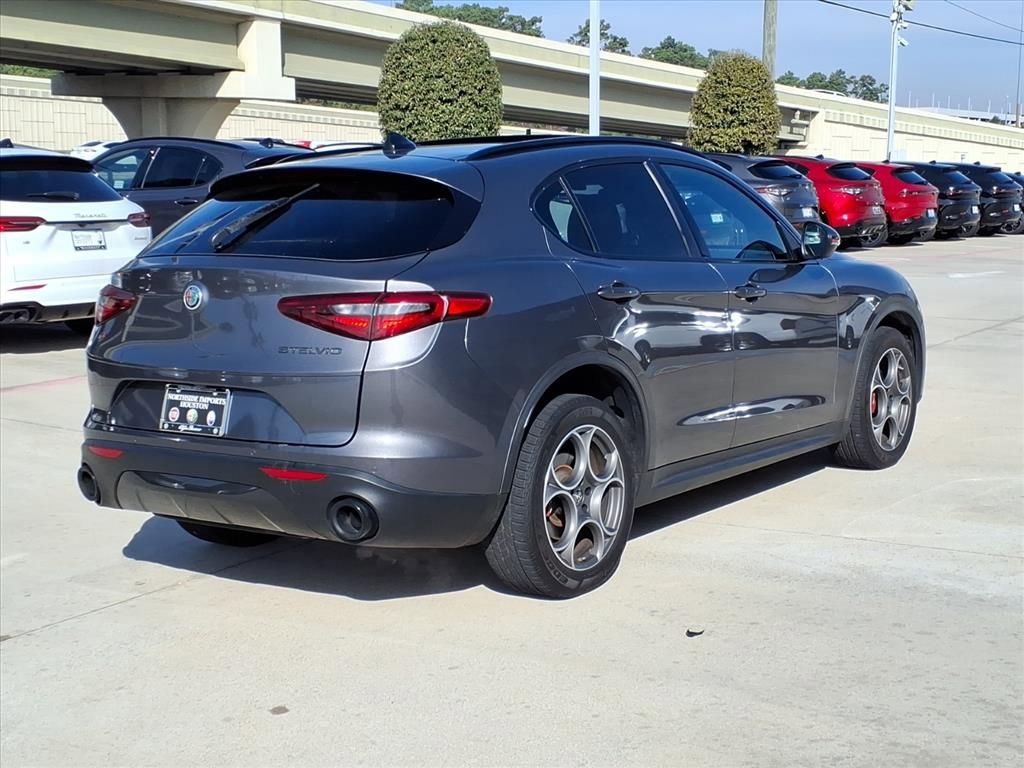 Used 2019 Alfa Romeo Stelvio Ti Sport w/ Quick Order Package 22S Sport image 7