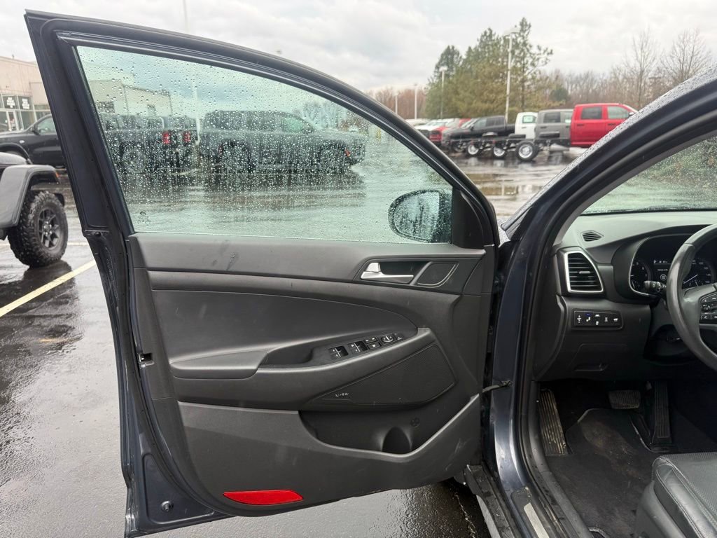 Used 2019 Hyundai Tucson Ultimate w/ Cargo Package image 10