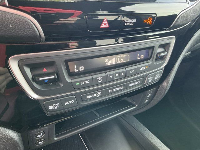 Used 2025 Honda Passport Black Edition image 25