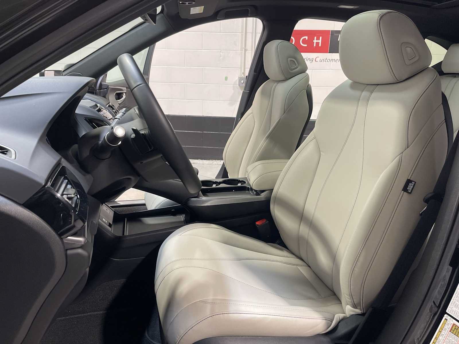Certified 2026 Acura RDX SH-AWD image 11