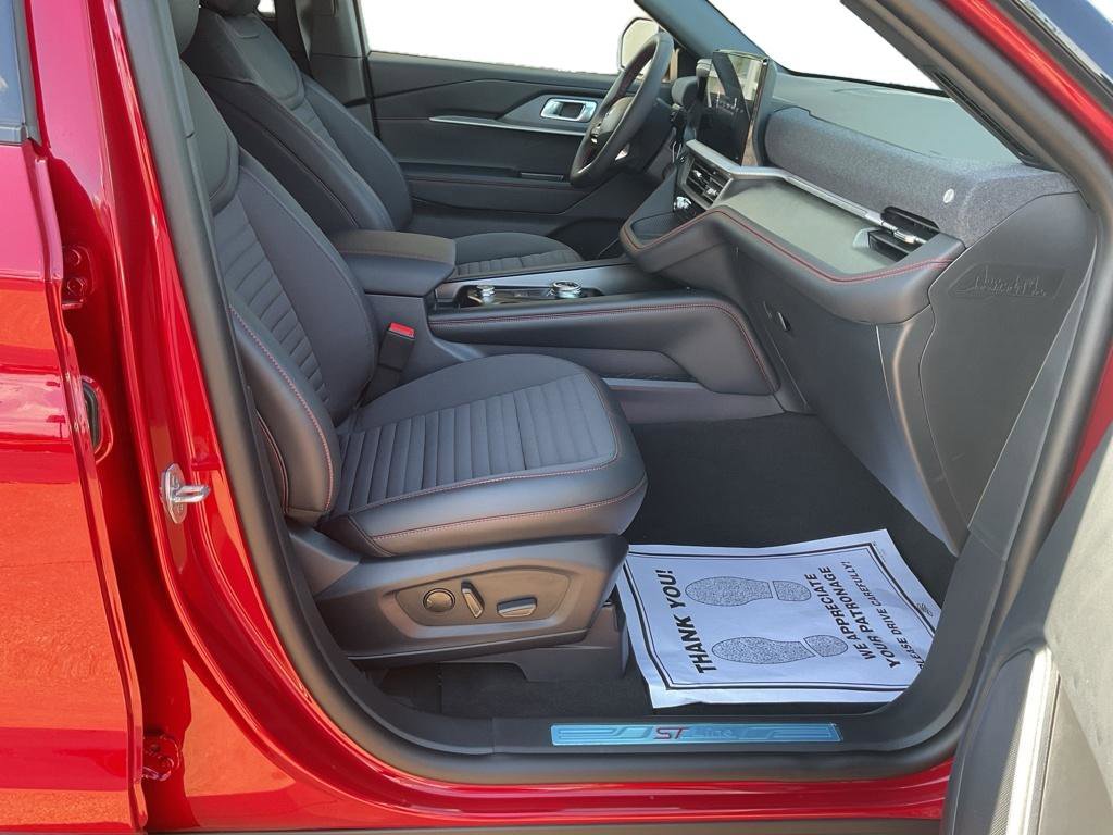 New 2026 Ford Explorer ST-Line RWD image 8