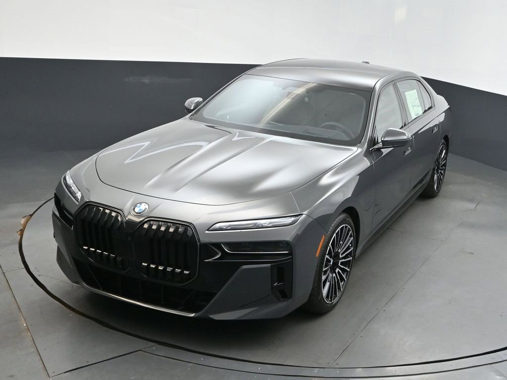 New 2026 BMW 740i w/ Executive Package image 29