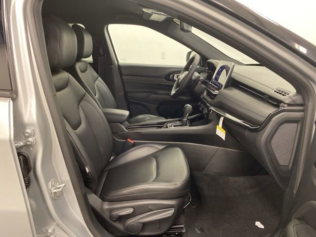 New 2026 Jeep Compass Limited AWD/4WD image 23