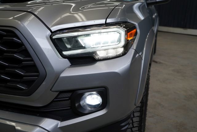 Used 2023 Toyota Tacoma TRD Sport w/ Technology Package AWD/4WD image 56