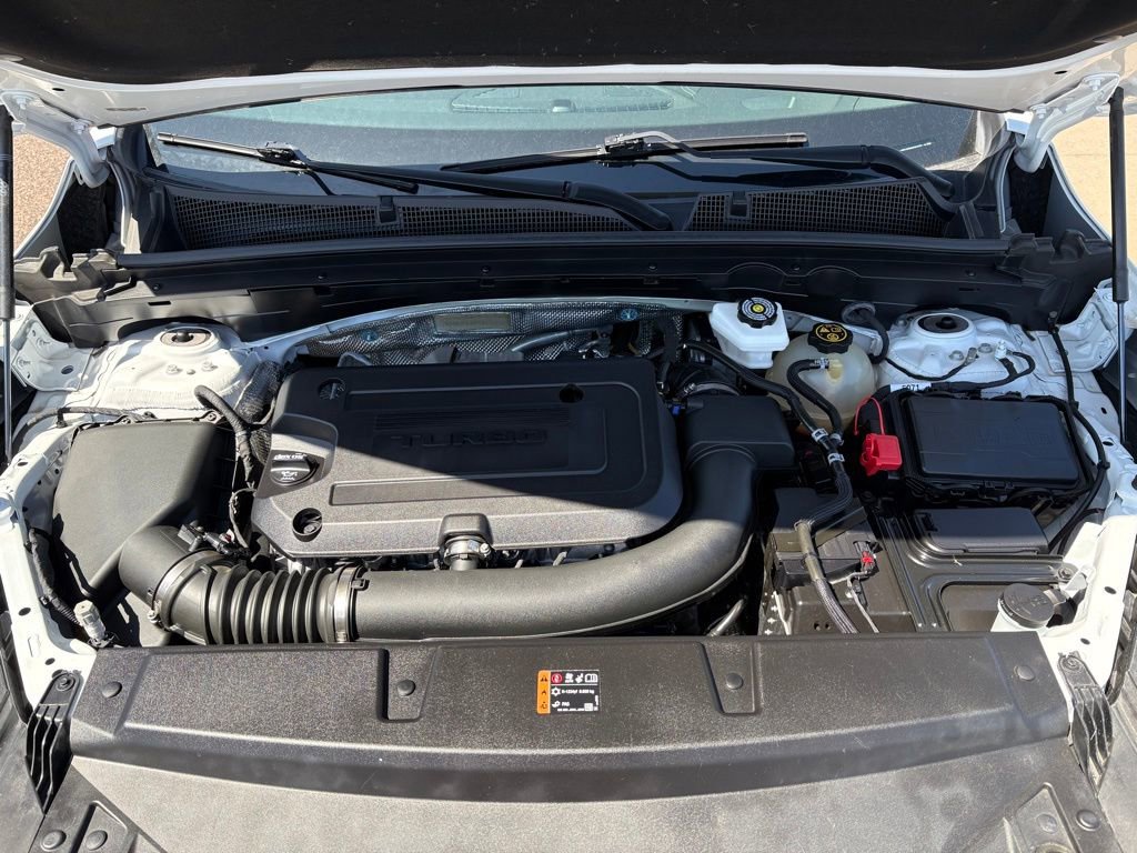 Used 2023 Buick Envision Essence AWD/4WD image 8