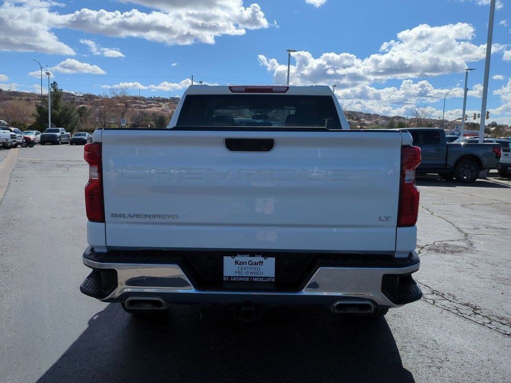 Used 2024 Chevrolet Silverado 1500 LT w/ Z71 Off-Road Package AWD/4WD image 4