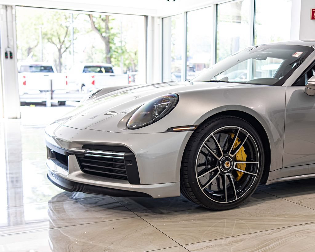 Used 2025 Porsche 911 Turbo S AWD/4WD image 4