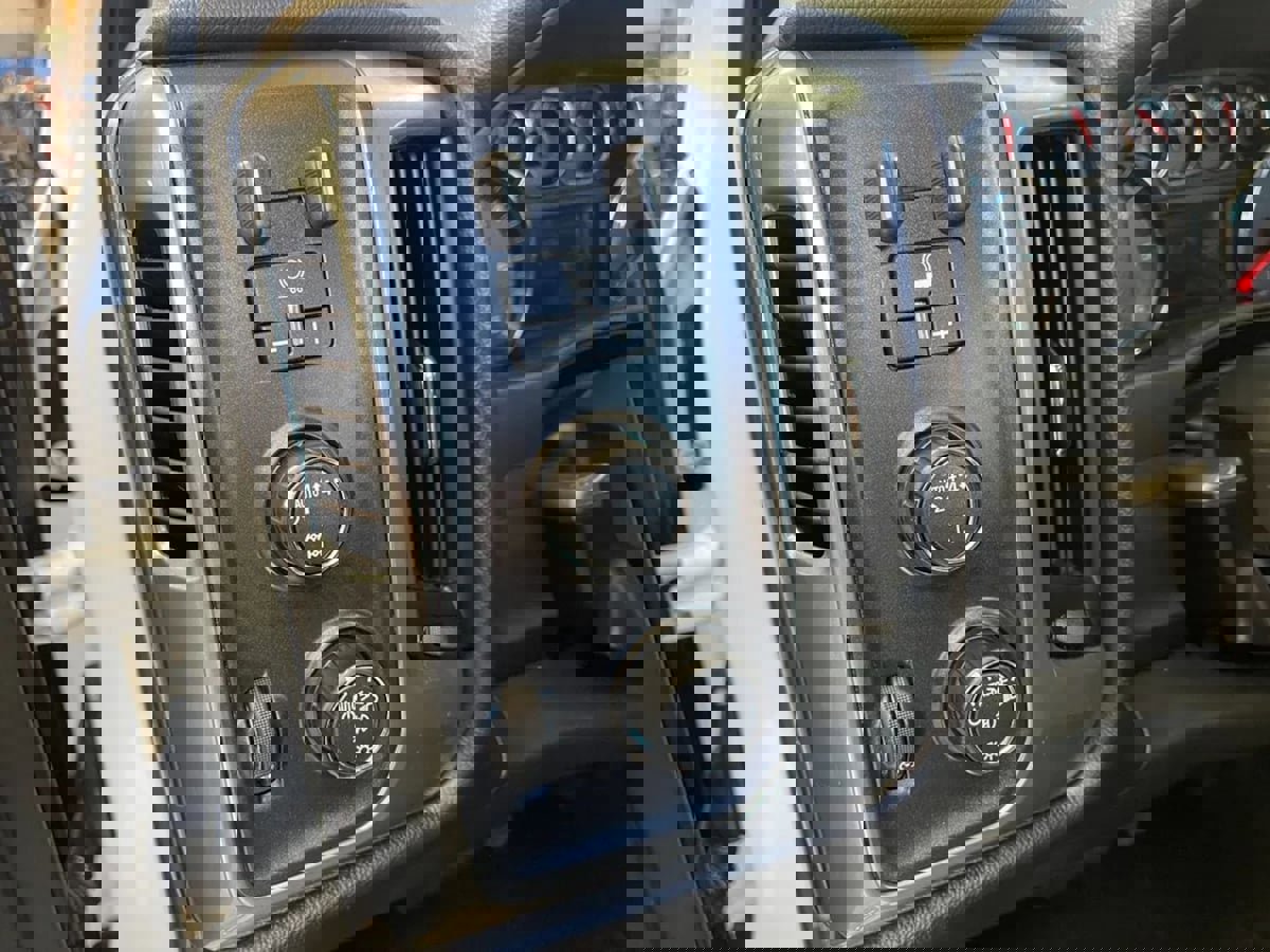 Used 2017 Chevrolet Silverado 1500 LT w/ All Star Edition image 16