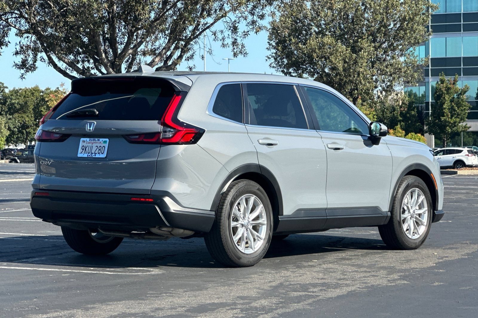 Used 2024 Honda CR-V EX-L image 4