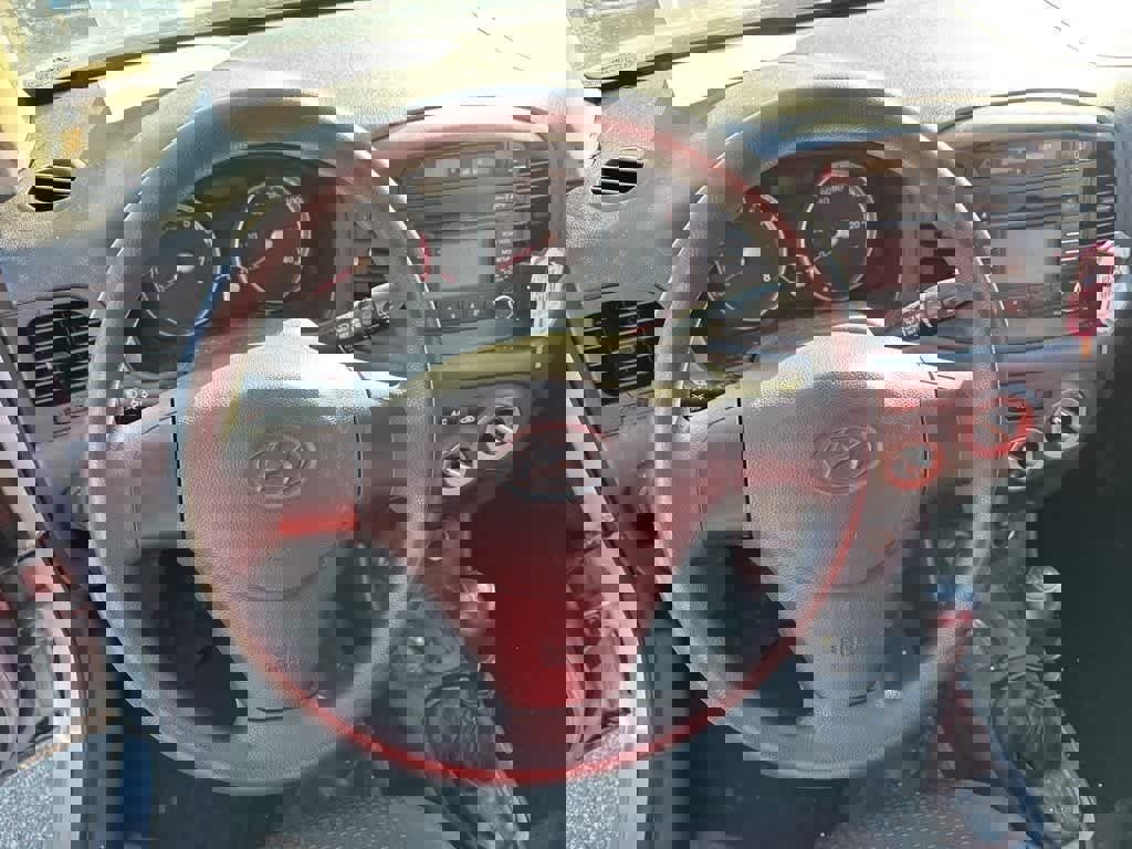 Used 2010 Hyundai Accent GS w/ Premium Pkg 3 image 10