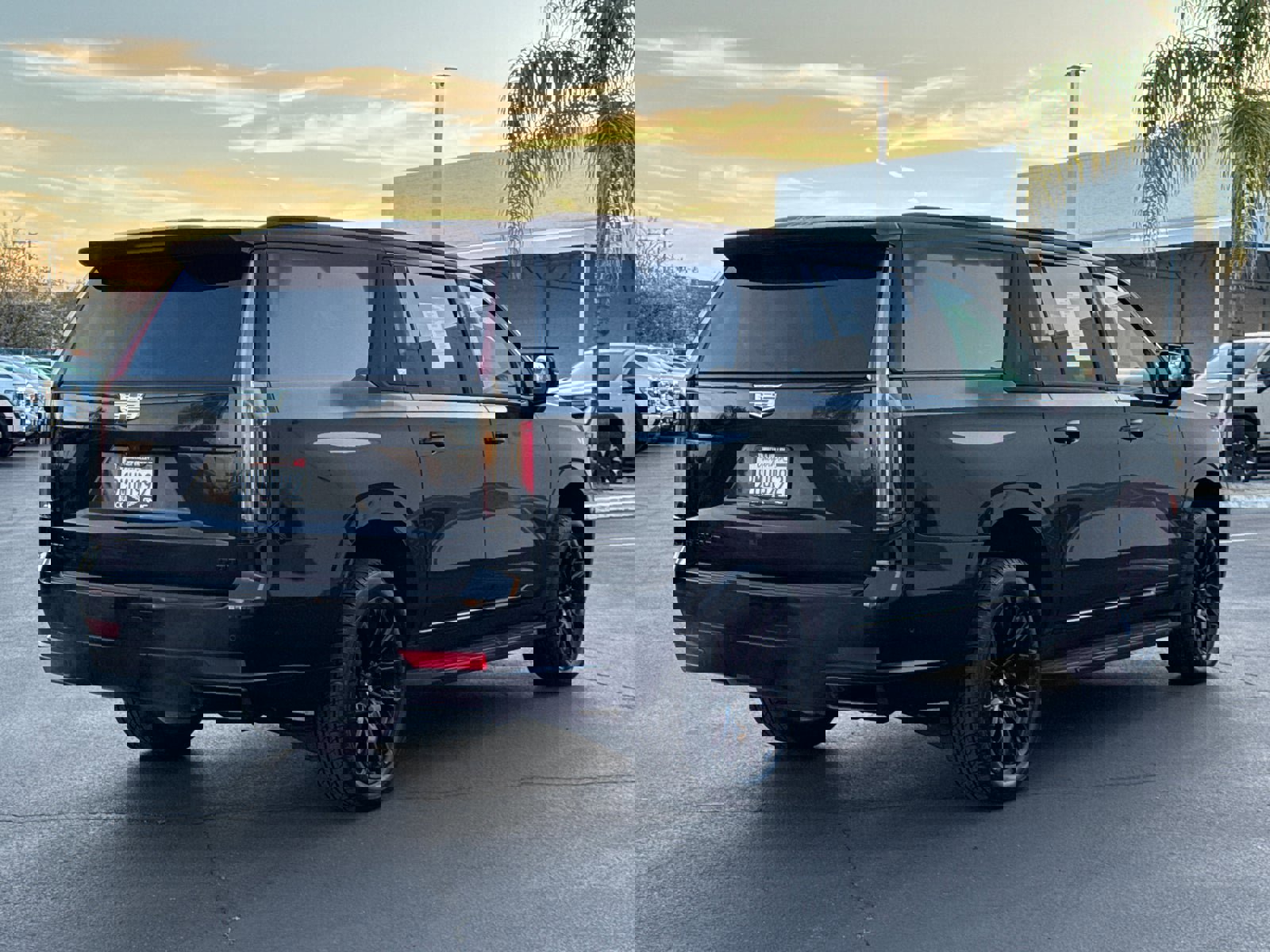 Certified 2024 Cadillac Escalade ESV Sport Platinum w/ LPO, ONYX Package AWD/4WD image 16