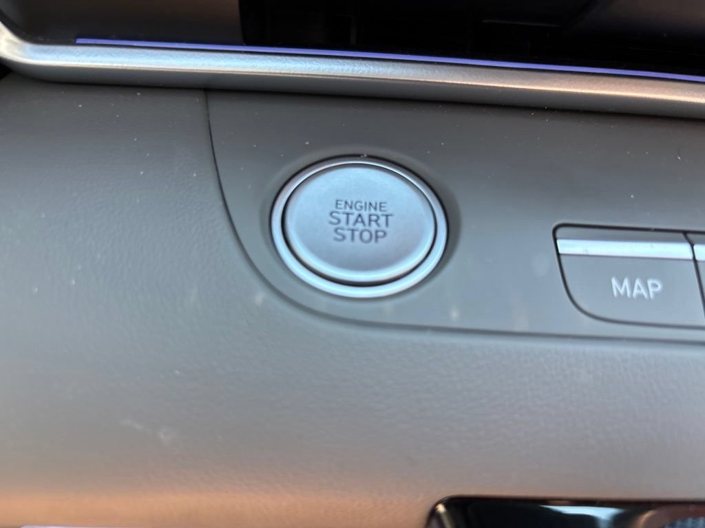 Certified 2024 Hyundai Elantra SEL FWD image 30