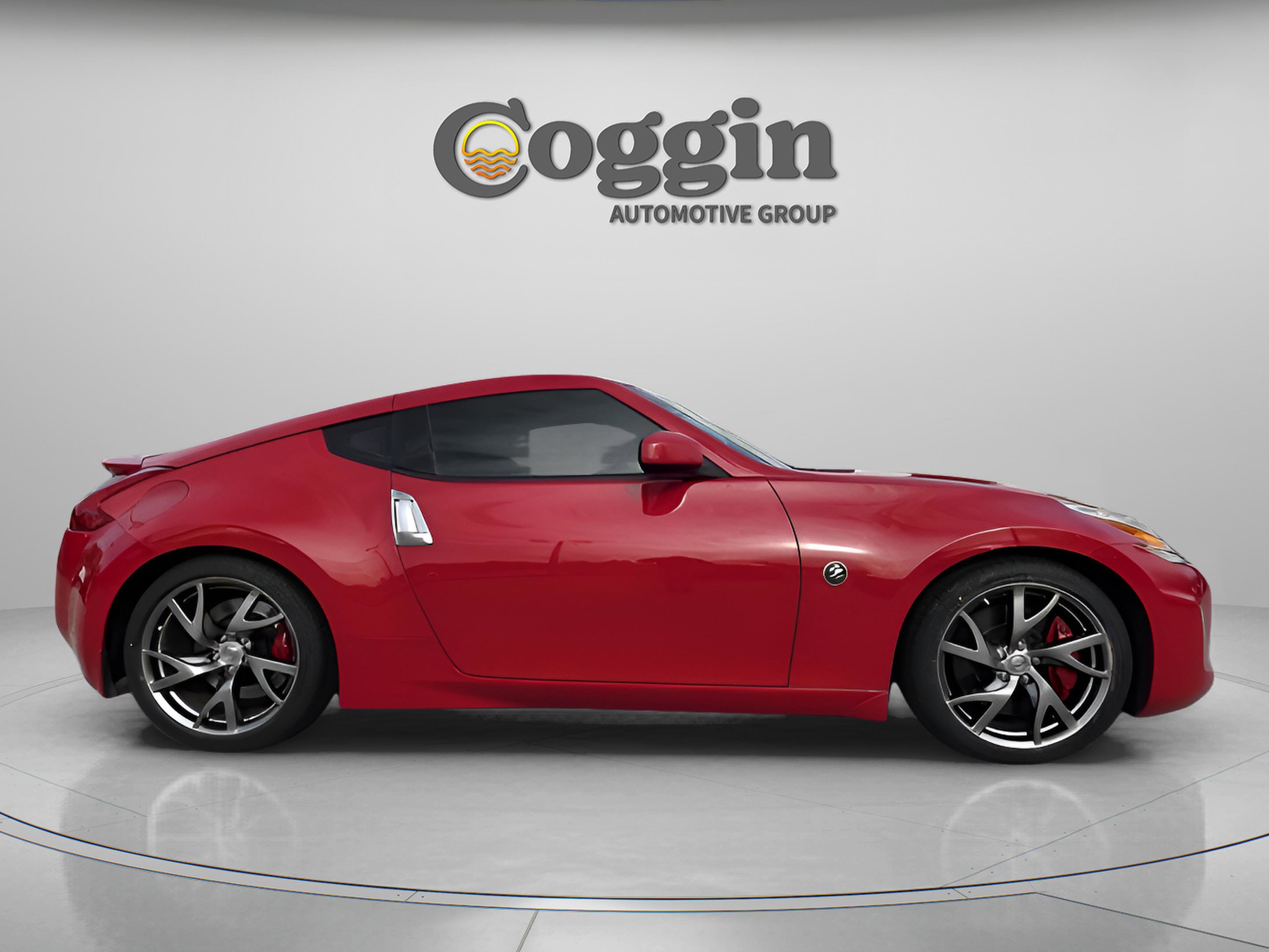 Used 2016 Nissan 370Z Sport Tech image 4