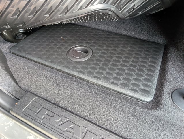 New 2026 RAM 3500 Laramie AWD/4WD image 32