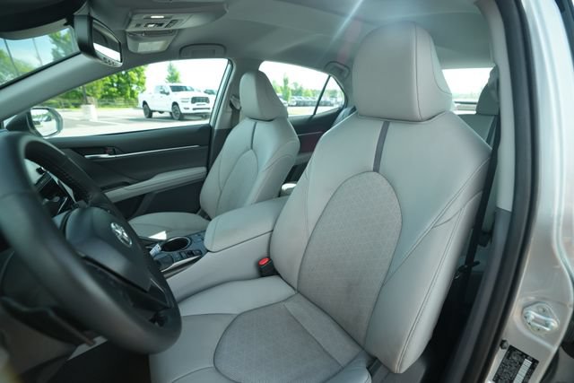 Used 2024 Toyota Camry XSE FWD image 39