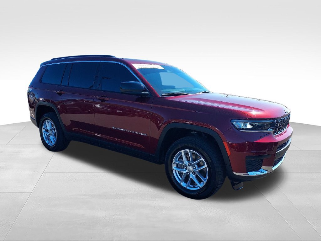 Used 2024 Jeep Grand Cherokee L Laredo AWD/4WD image 8