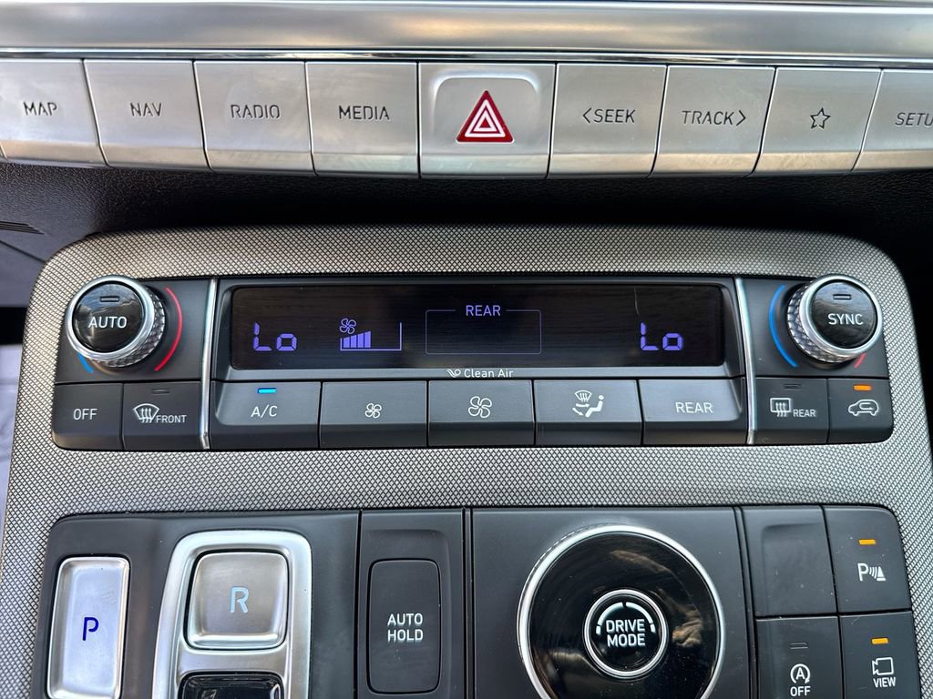 Used 2022 Hyundai Palisade Limited image 25