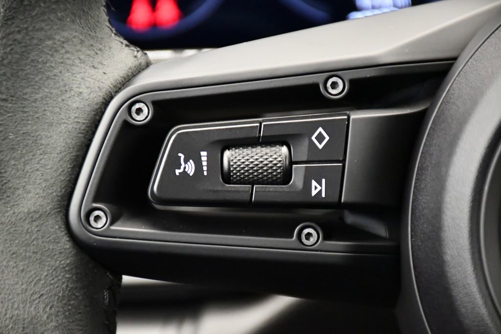 Used 2024 Porsche 911 Carrera T image 27