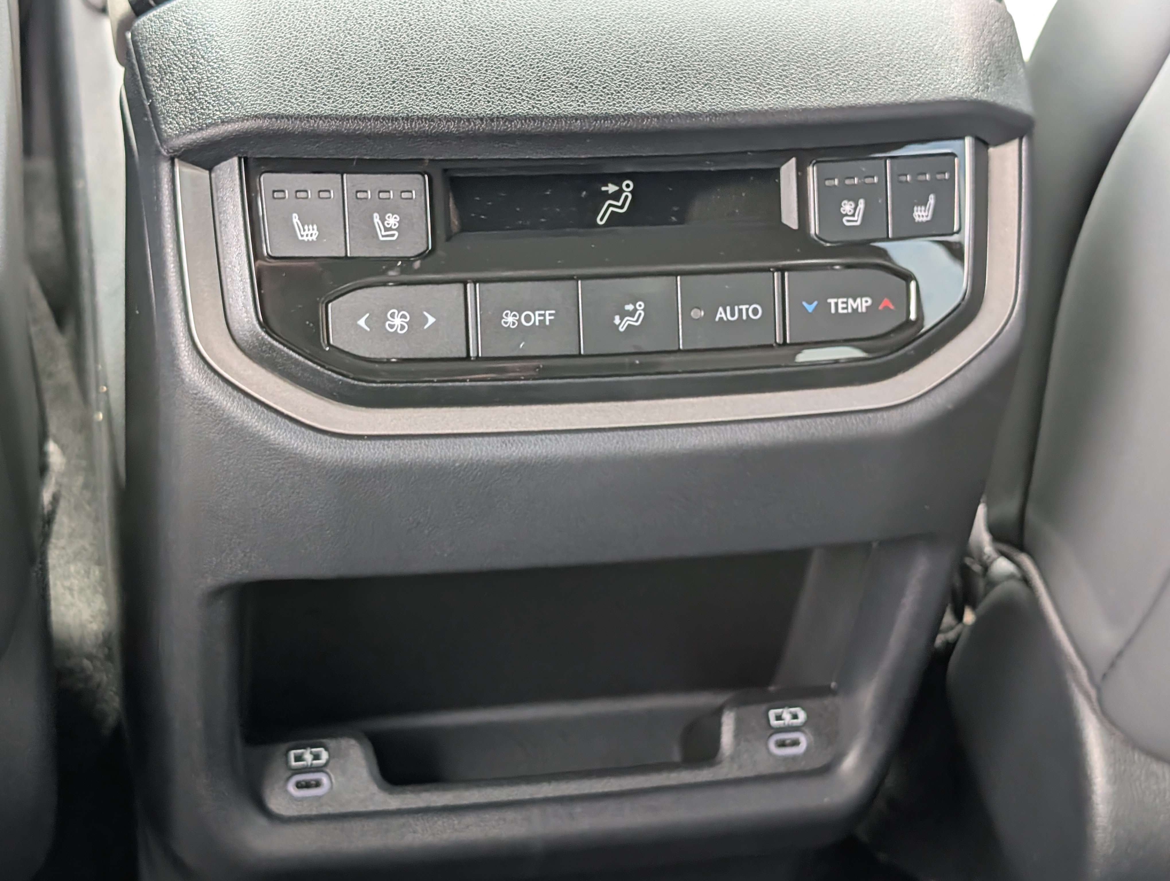 New 2026 Lexus TX 500h AWD image 13