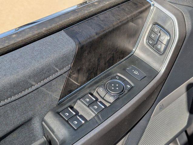 New 2025 Ford F250 Lariat w/ Lariat Ultimate Package image 23