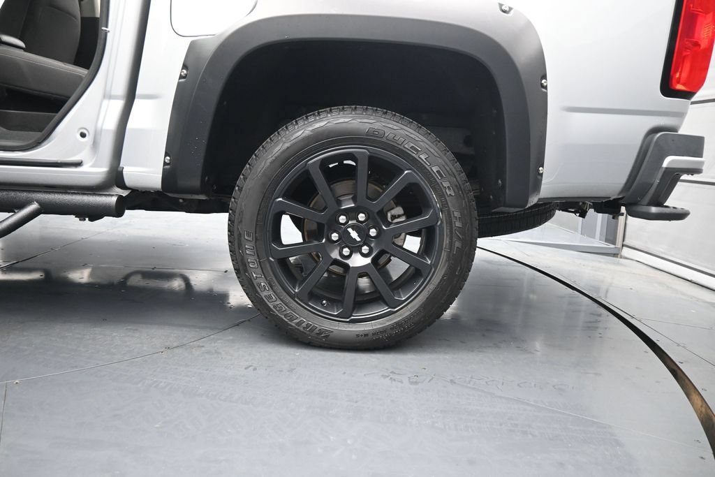 Used 2020 Chevrolet Colorado LT w/ Colorado RST Special Edition AWD/4WD image 15