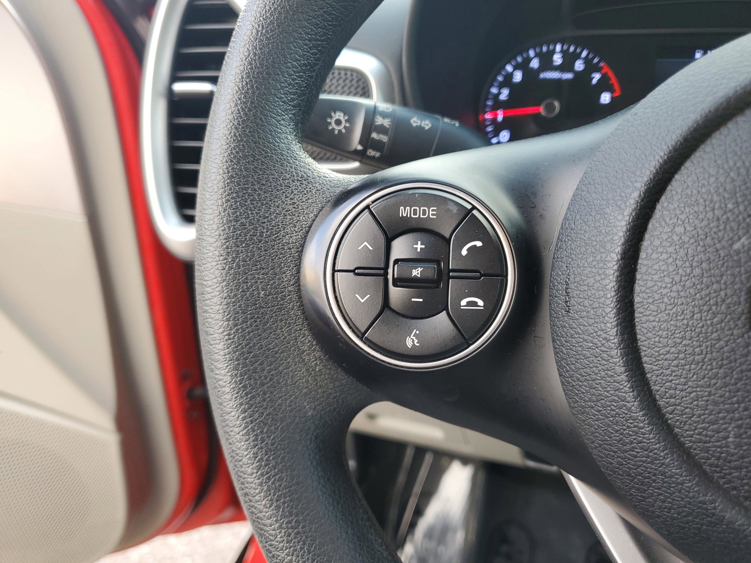 Certified 2022 Kia Soul LX image 28