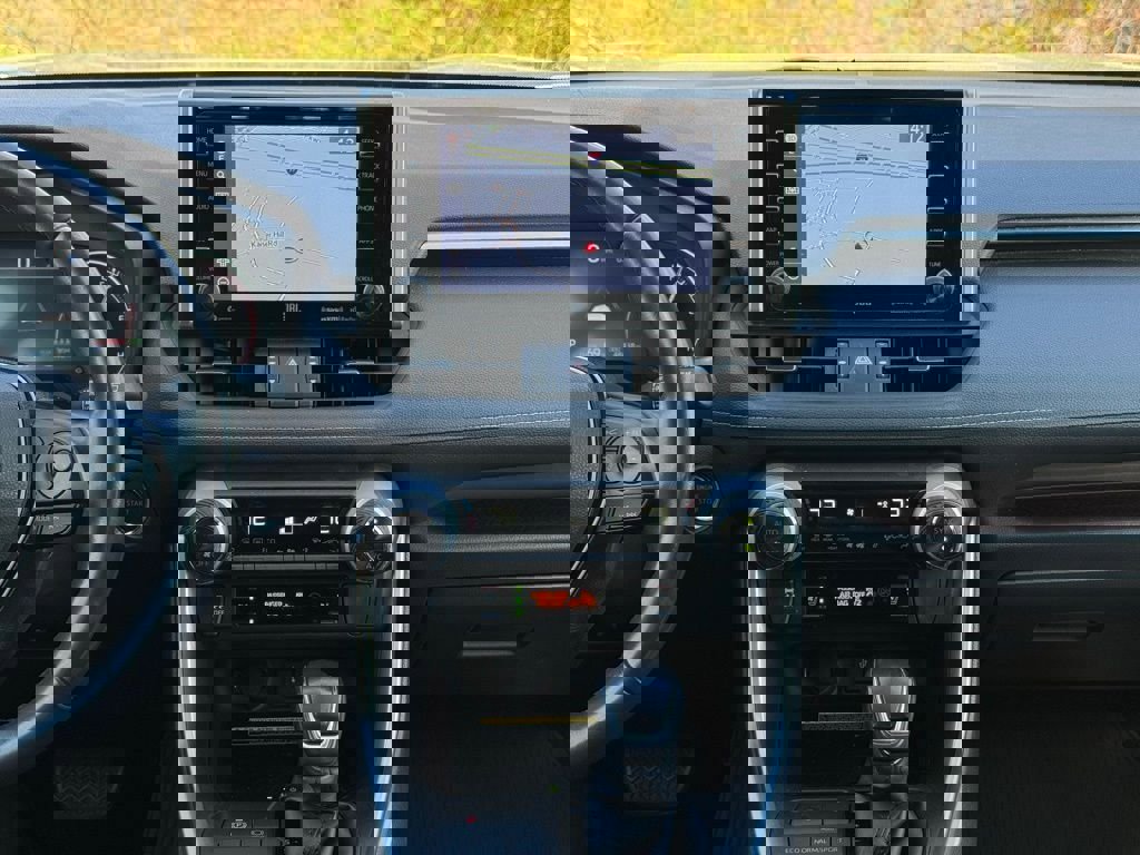 Used 2021 Toyota RAV4 Limited image 31