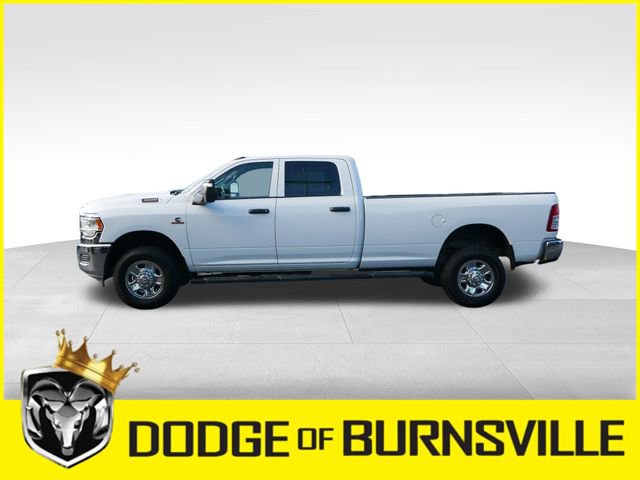 Used 2024 RAM 3500 Tradesman w/ Chrome Appearance Group image 4