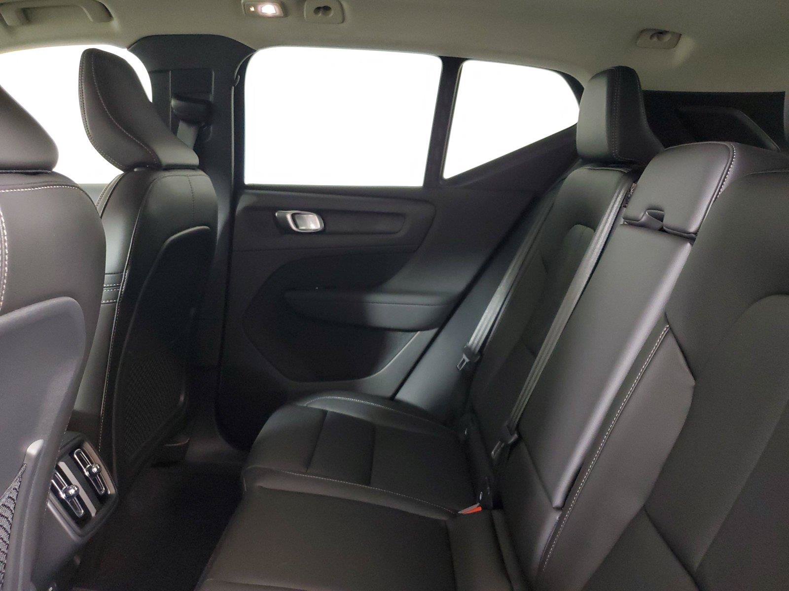 New 2026 Volvo XC40 B4 Core w/ Protection Package Premier FWD image 12