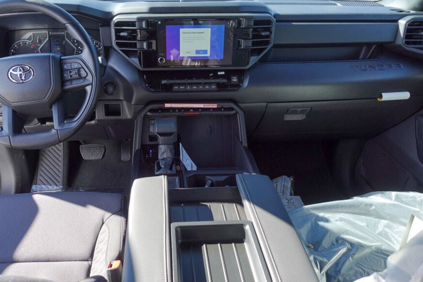 New 2026 Toyota Tundra SR image 11
