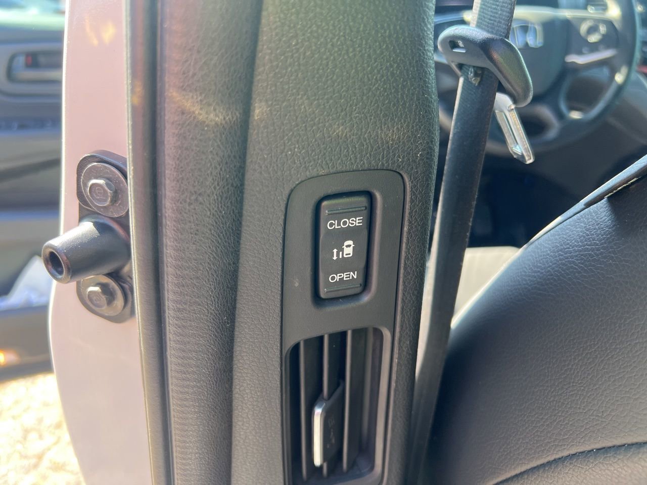 Used 2024 Honda Odyssey Sport image 23