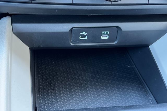 Used 2025 Honda Accord LX image 36