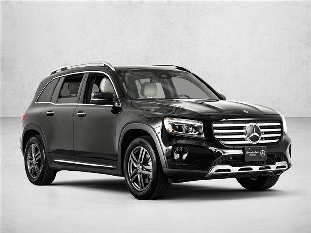 Certified 2026 Mercedes-Benz GLB 250 4MATIC image 3