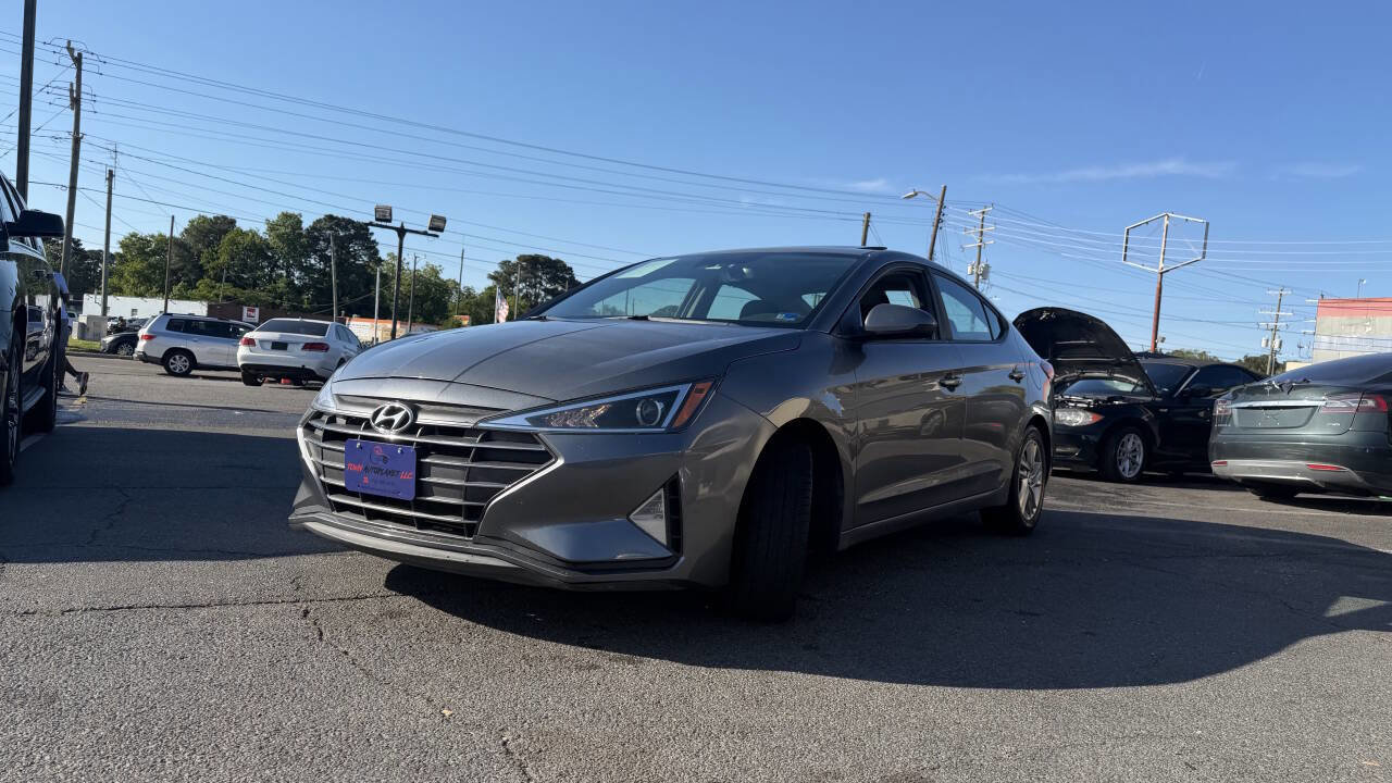 Used 2019 Hyundai Elantra Value Edition w/ Cargo Package FWD image 1