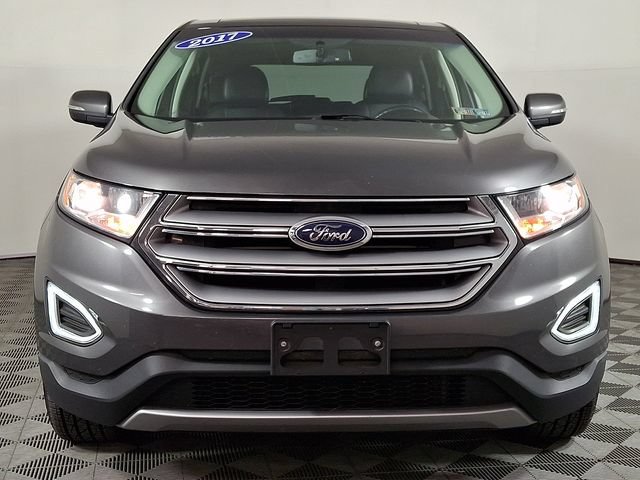 Used 2017 Ford Edge Titanium w/ Technology Package AWD/4WD image 5