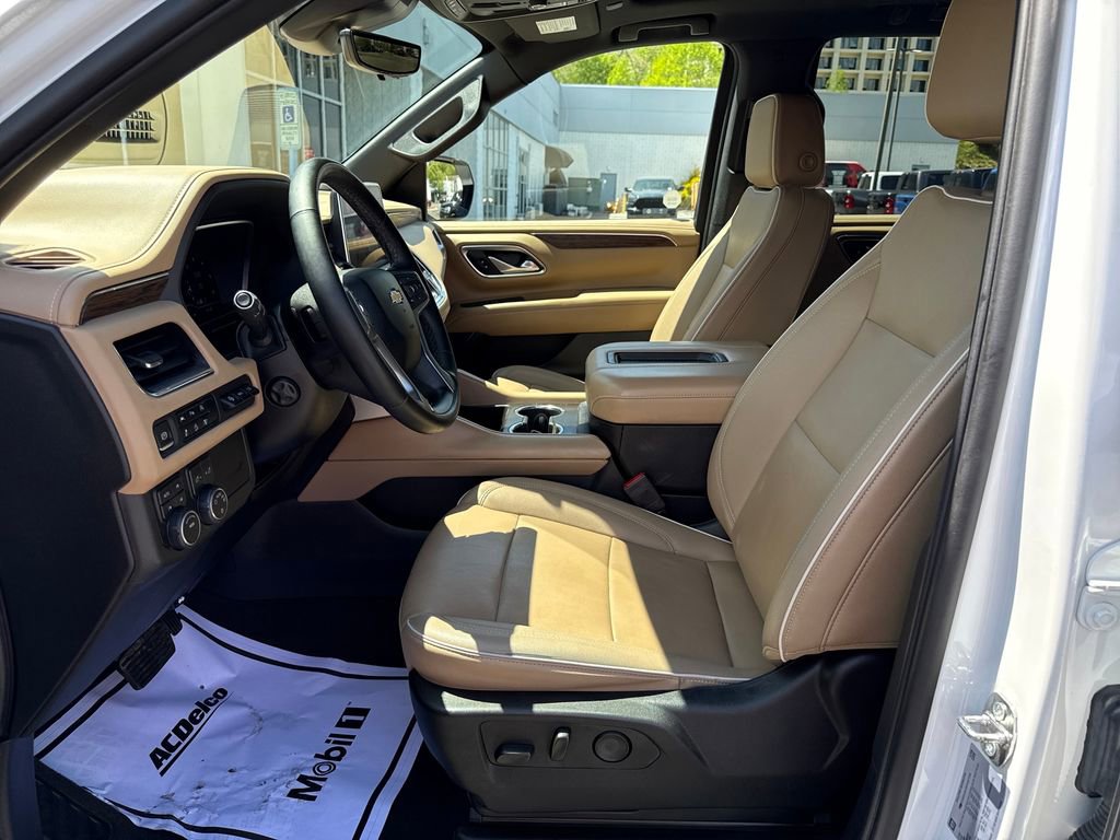 Used 2023 Chevrolet Tahoe Premier image 13