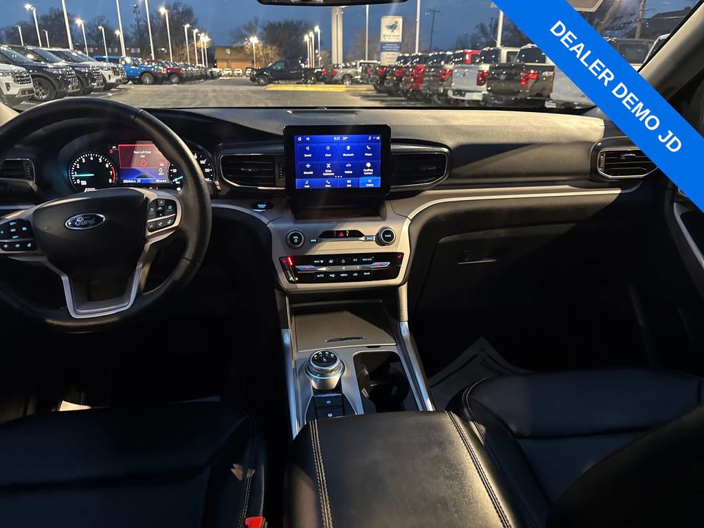 Used 2023 Ford Explorer XLT w/ Equipment Group 202A image 15
