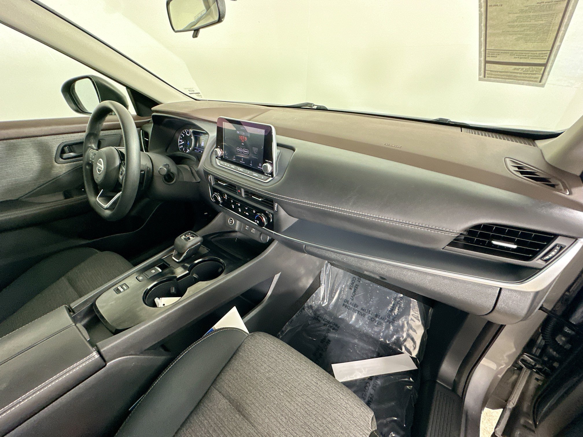 Used 2021 Nissan Rogue S FWD image 40