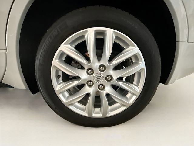 Used 2019 Buick Envision Premium w/ Driver Confidence Package image 32