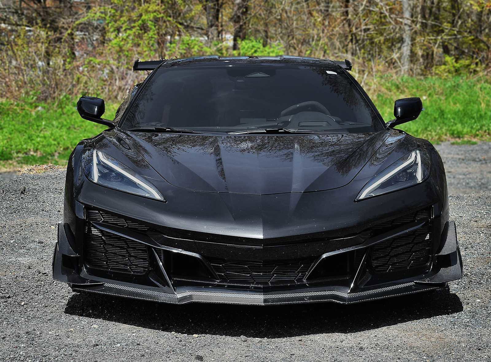 Used 2025 Chevrolet Corvette Z06 RWD image 7