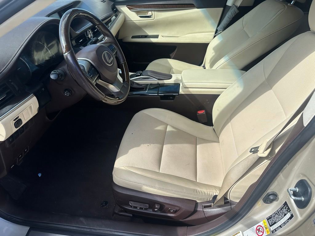 Used 2018 Lexus ES 350 w/ Navigation System Package image 23