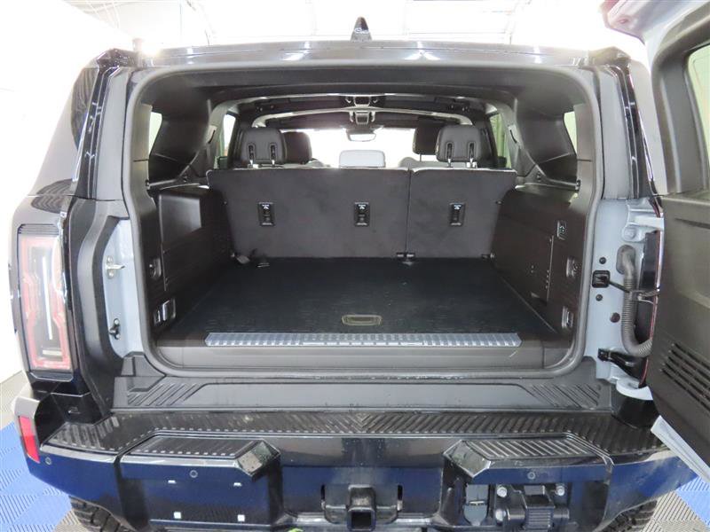 Used 2024 GMC Hummer EV 3X w/ Extreme Off-Road Package AWD/4WD image 12
