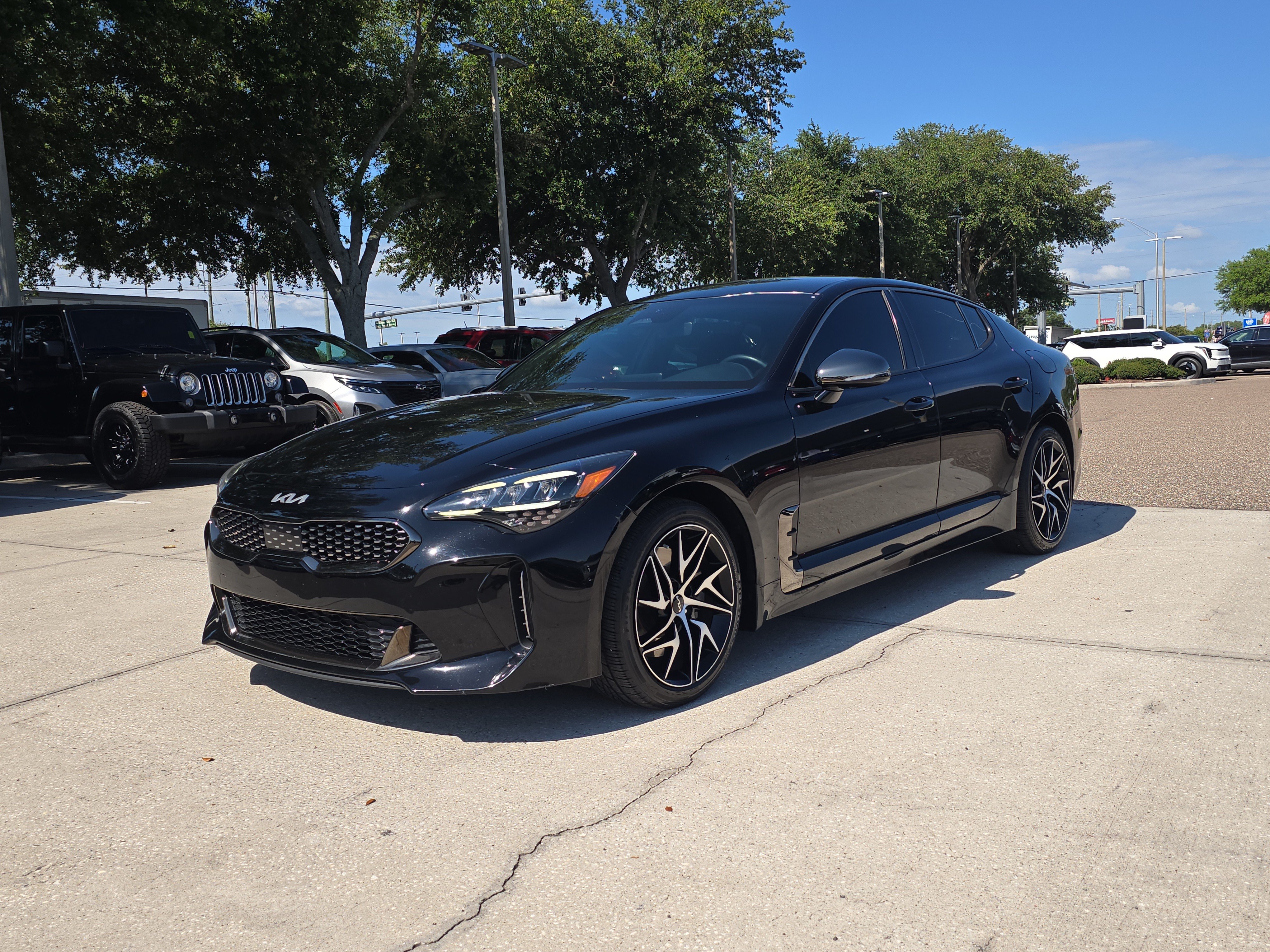 Certified 2022 Kia Stinger GT-Line RWD image 4