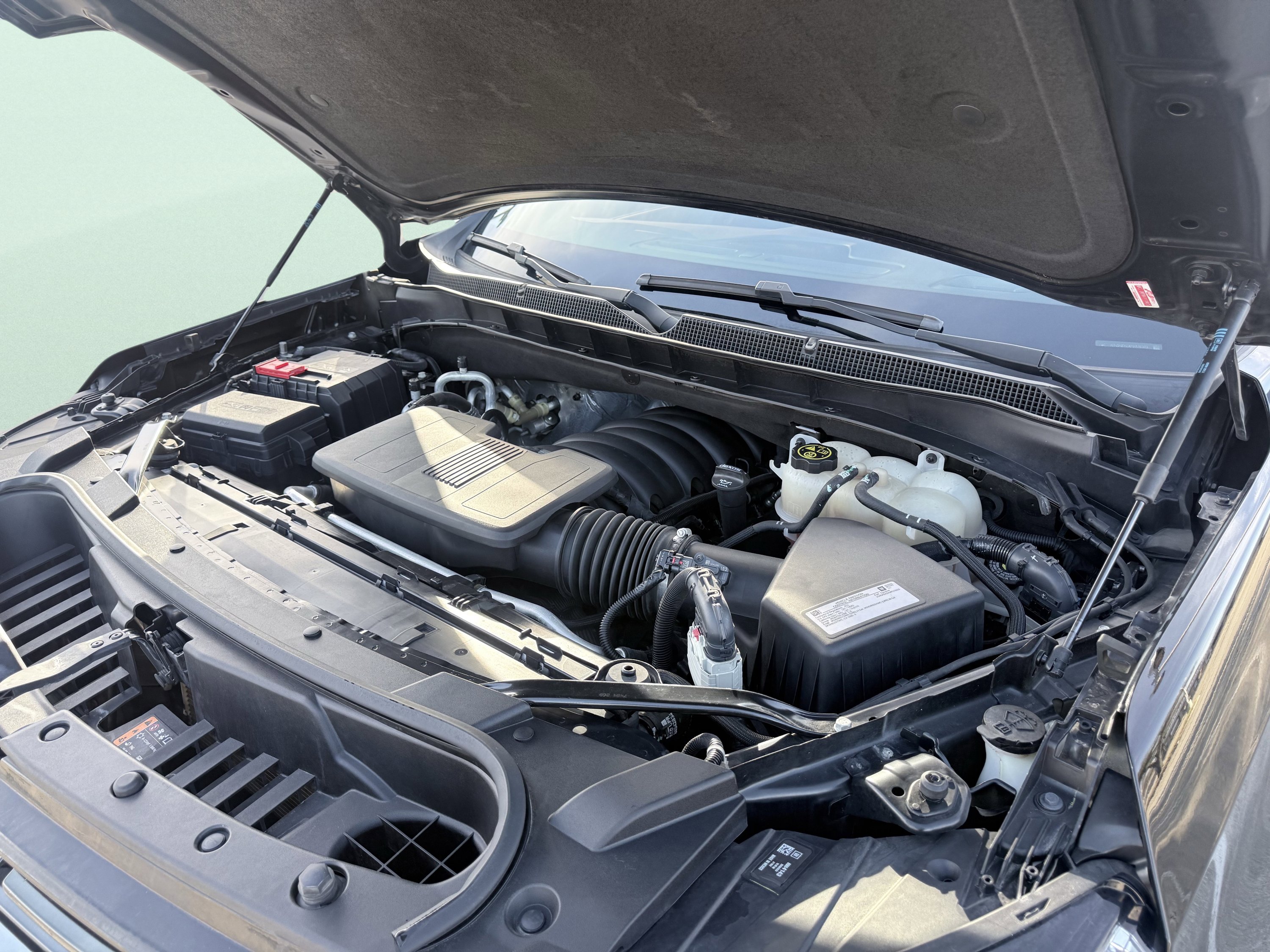 Used 2021 Chevrolet Suburban RST w/ Luxury Package image 65