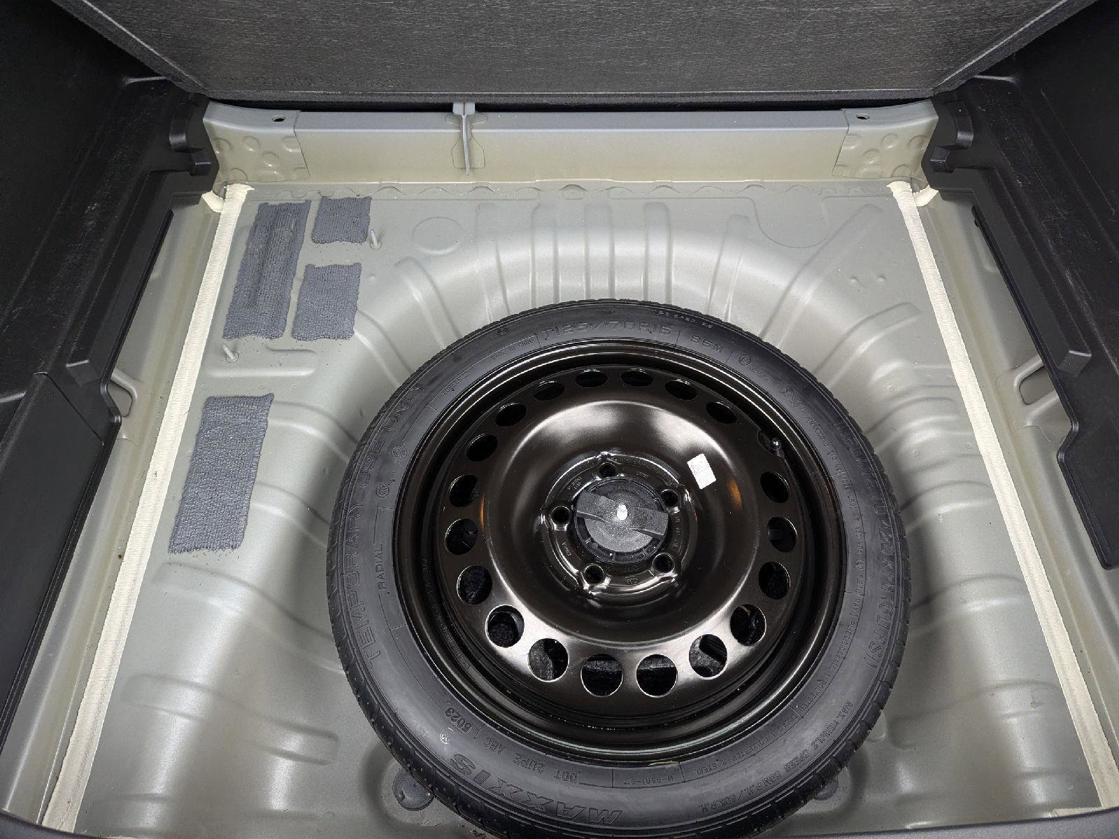 Certified 2024 Chevrolet Trax RS w/ Driver Confidence Package image 29