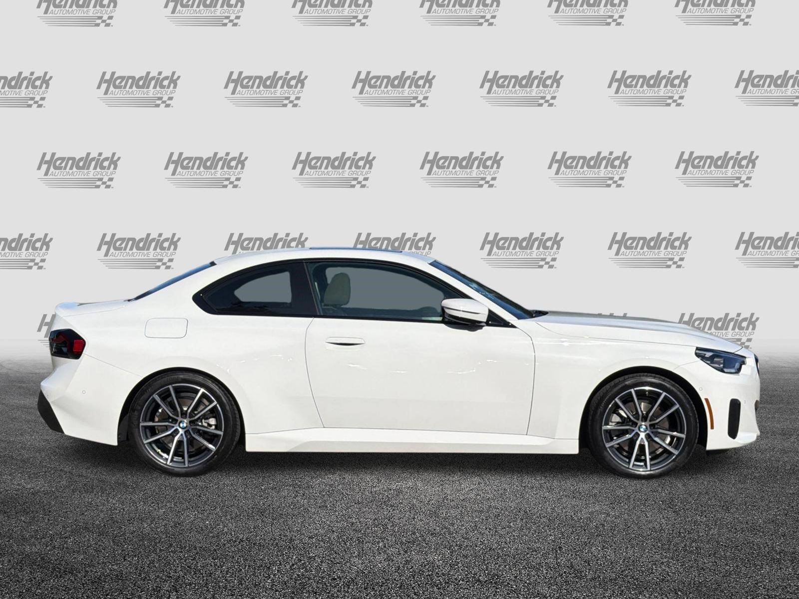 Used 2026 BMW 230i Coupe w/ Convenience Package RWD image 3