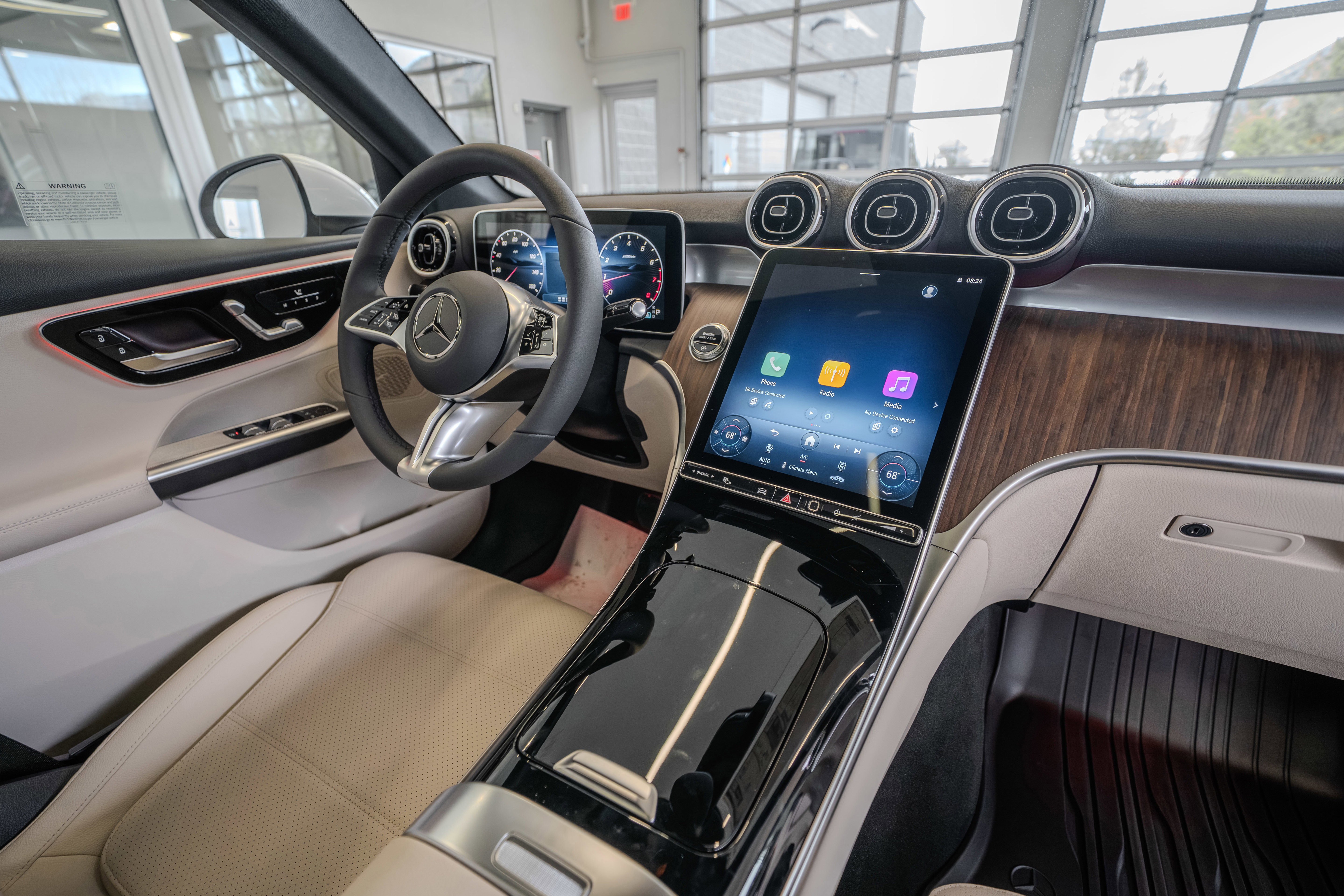 New 2026 Mercedes-Benz GLC 300 4MATIC image 19