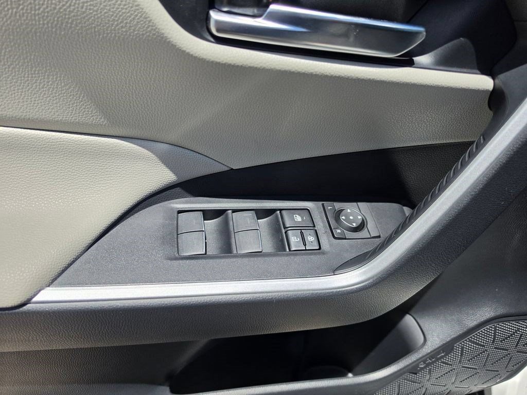Certified 2022 Toyota RAV4 XLE AWD/4WD image 11