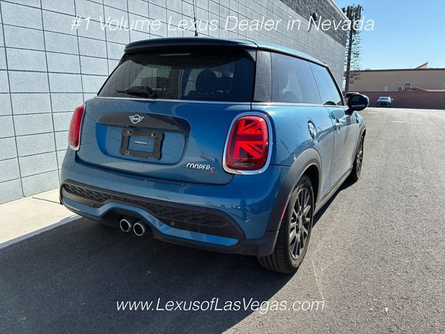 Used 2022 MINI Cooper S w/ Premium Package FWD image 3