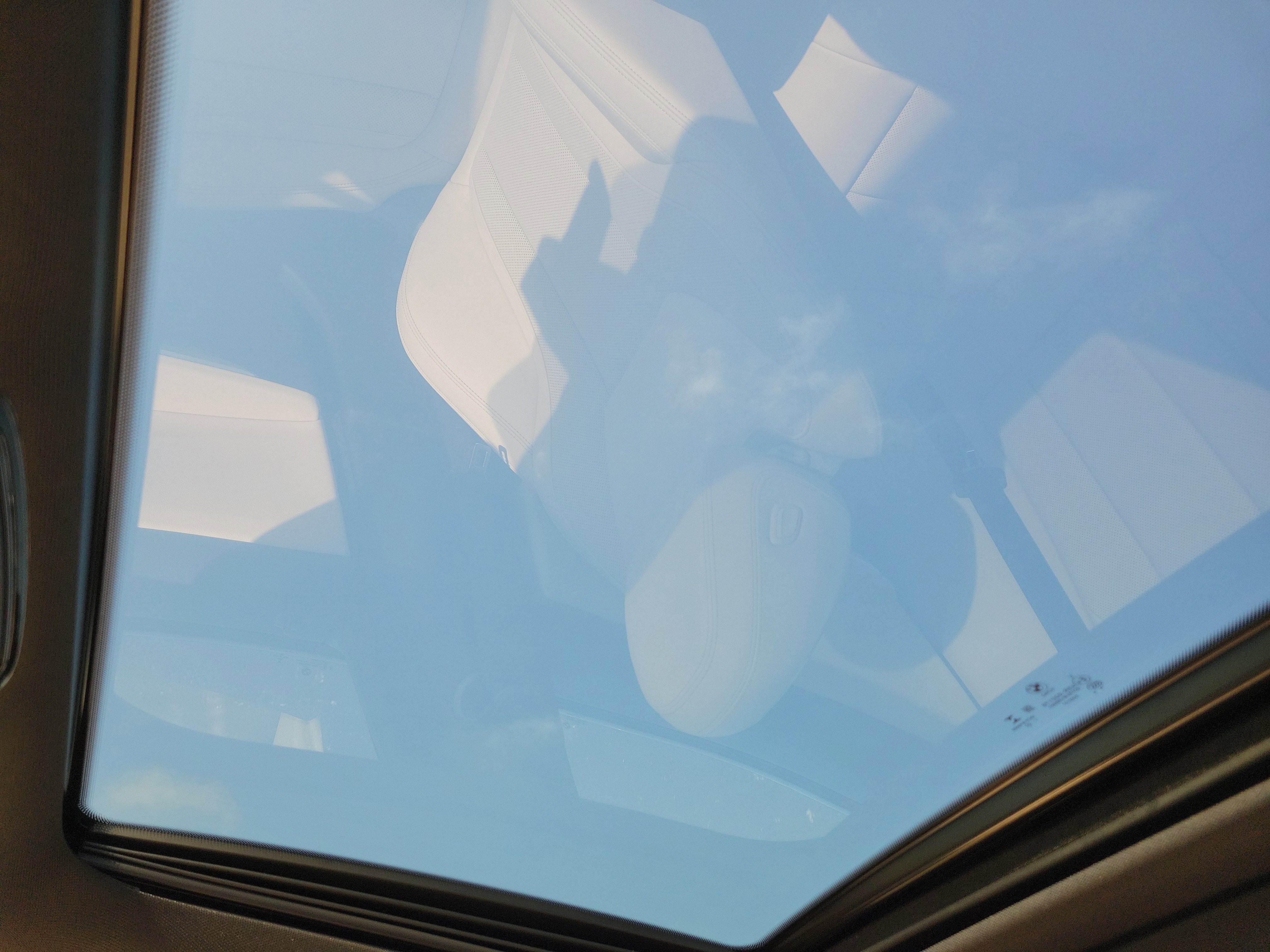 Used 2023 BMW 330e w/ Driving Assistance Package image 31